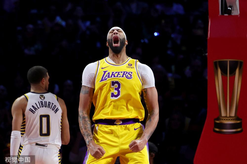 地展示了一 地展示了一