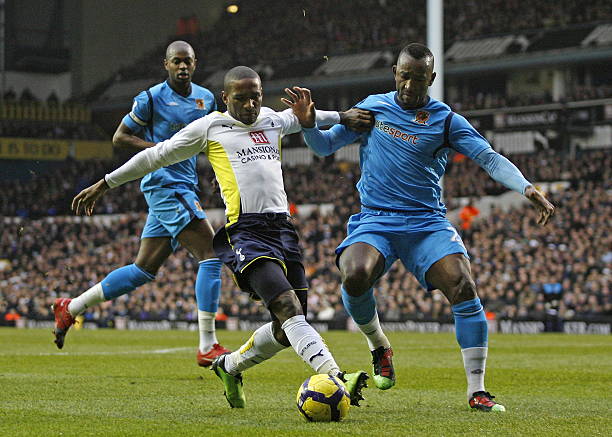 疑是其中一 疑是其中一